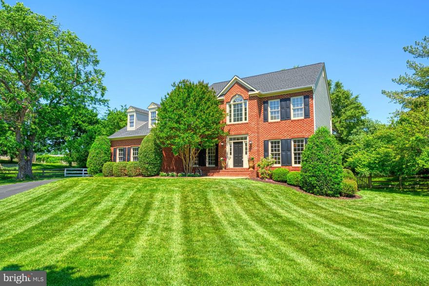 WAIT UNTIL YOU SEE THIS SHOWCASE HOME ON BEATUTIFUL NEARLY 1-ACRE LOT IN LANGLEY HS PYRAMID ! Bursting with updates, upgrades and character. Sun-filled and bright, freshly painted throughout. Open design kitchen with white cabinetry, high-level granite countertops, new upscale stainless-steel refrigerator, cooktop and "smart oven".  Soaring family room fireplace and stunning wall of windows. Main level hardwood floors and engineered hardwood on upper/bedroom level. Primary bedroom suite features private sitting room with fireplace, huge customized walk-in closet and newly designed ultra lux spa-like bath with Carrera marble throughout, Toro toilet, custom vanity, low iron glass on shower, on trend soaking tub, designer lighting, led backlit mirrors, skylights and custom barn door and water closet door. Updated secondary baths. Spacious finished lower level with rec room, full bath & exercise room. Huge deck and stone patio.  Roof 2022. Hot water heater 2023. Sump pump 2023. Garage doors w/remotes & smart openers 2023. Ring doorbell and ring camera on garage and deck 2022. Nest thermostats and temperature sensors upstairs and main level 2020.  August front door lock 2022. LANGLEY SCHOOL DISTRICT.

*** OFFERS WILL BE REVIEWED AS RECEIVED. WHEN AN OFFER IS RECEIVED, ALL AGENTS WITH CONFIRMED SHOWINGS WILL BE NOTIFIED PRIOR TO PRESENTING TO SELLER  ***