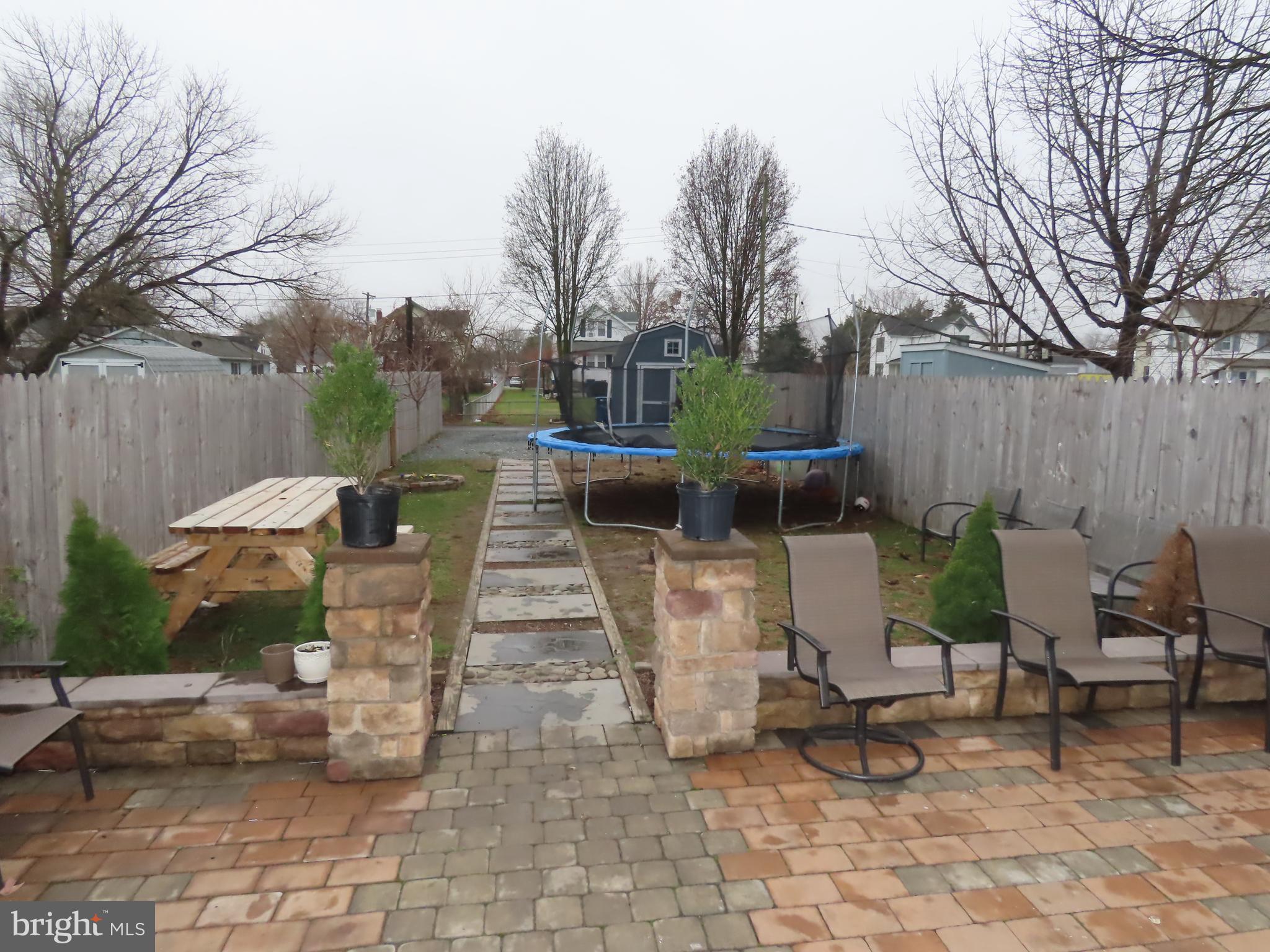 ELKTON - Residential