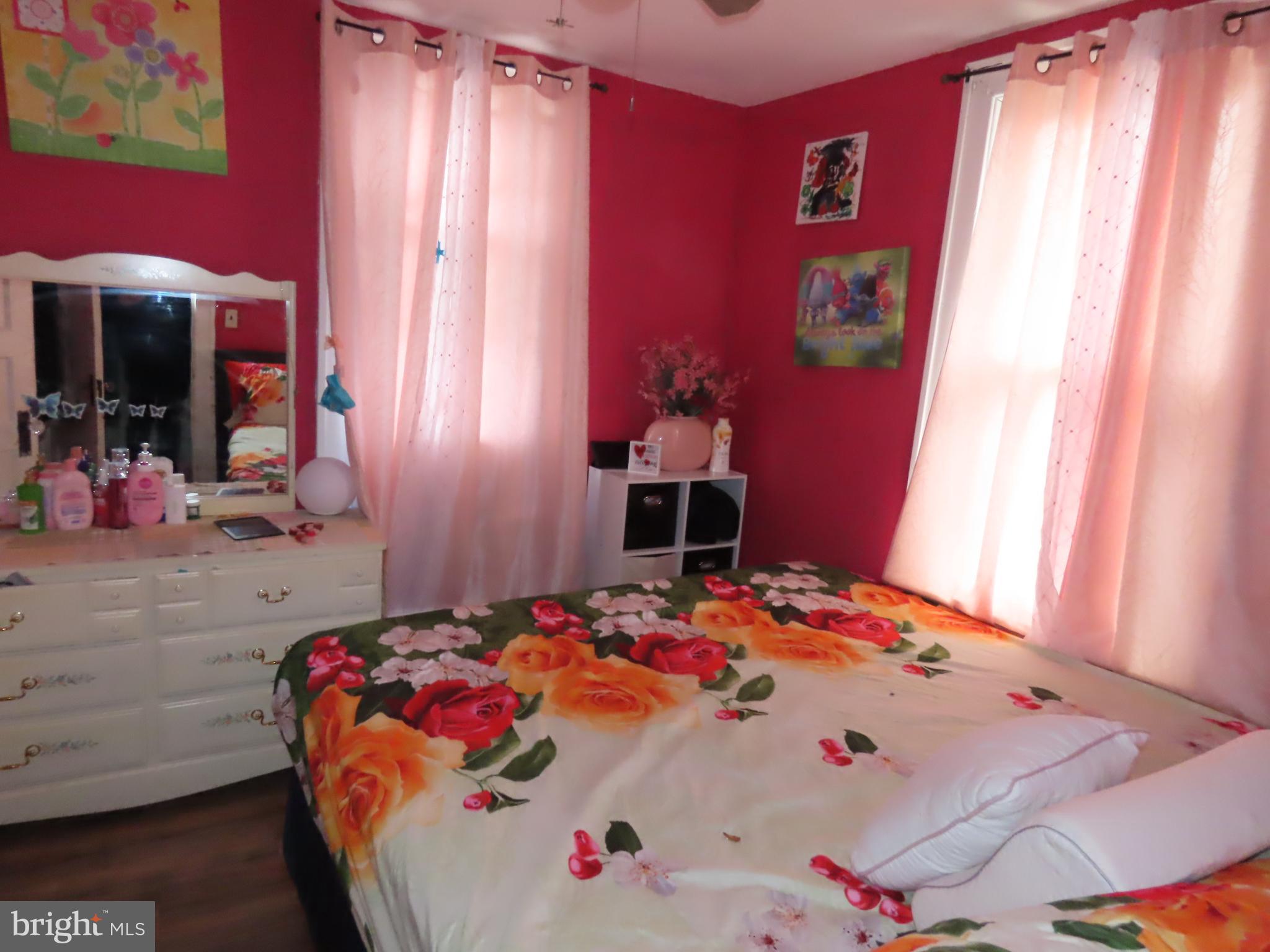 ELKTON - Residential