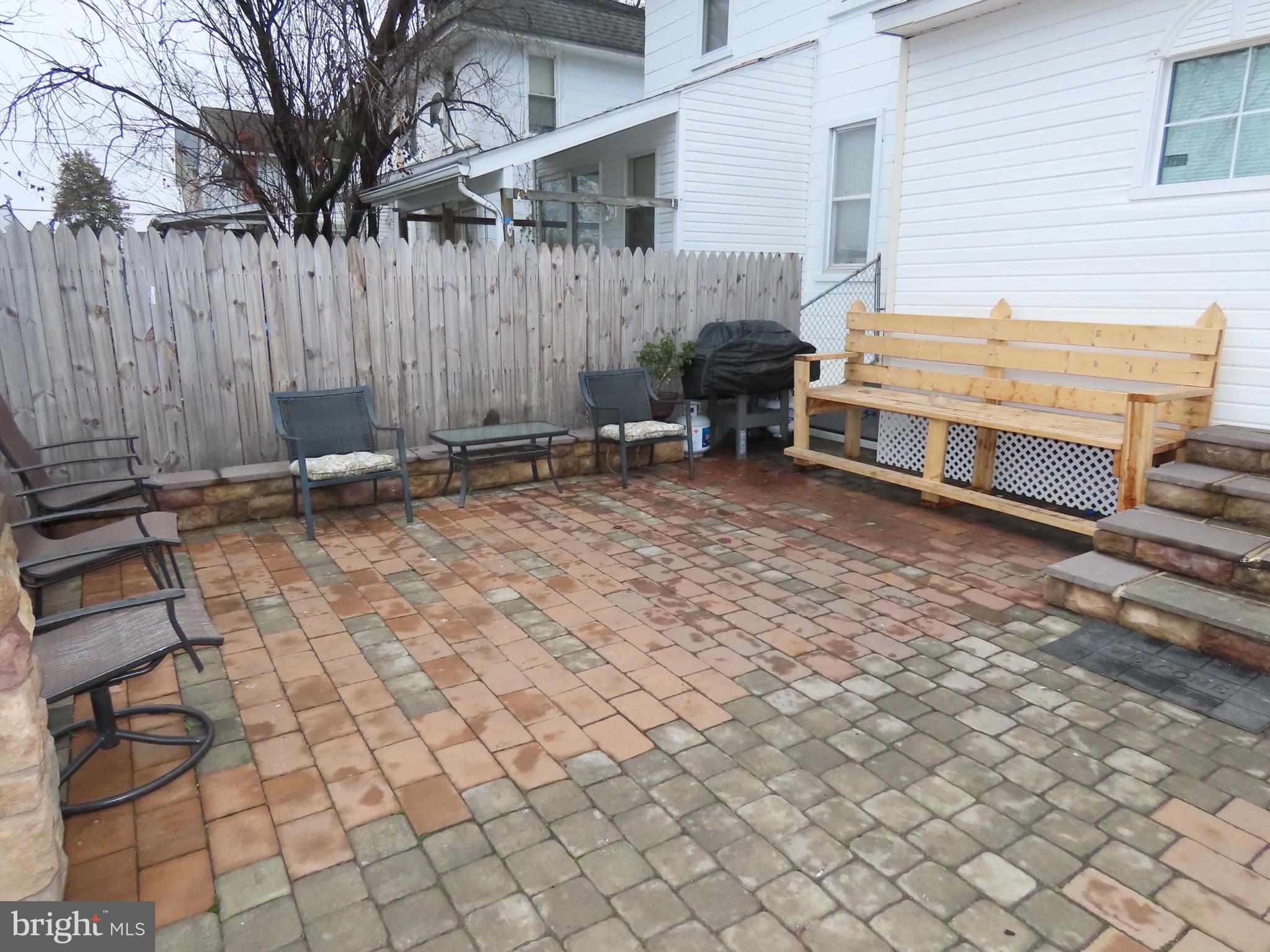 ELKTON - Residential