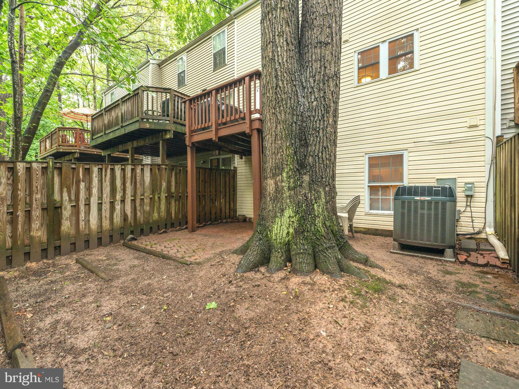 BURKE CENTRE - Residential Lease