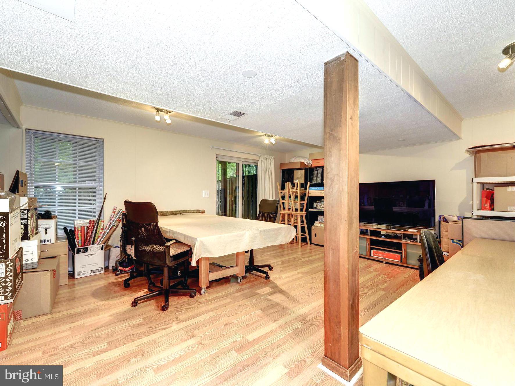 BURKE CENTRE - Residential Lease