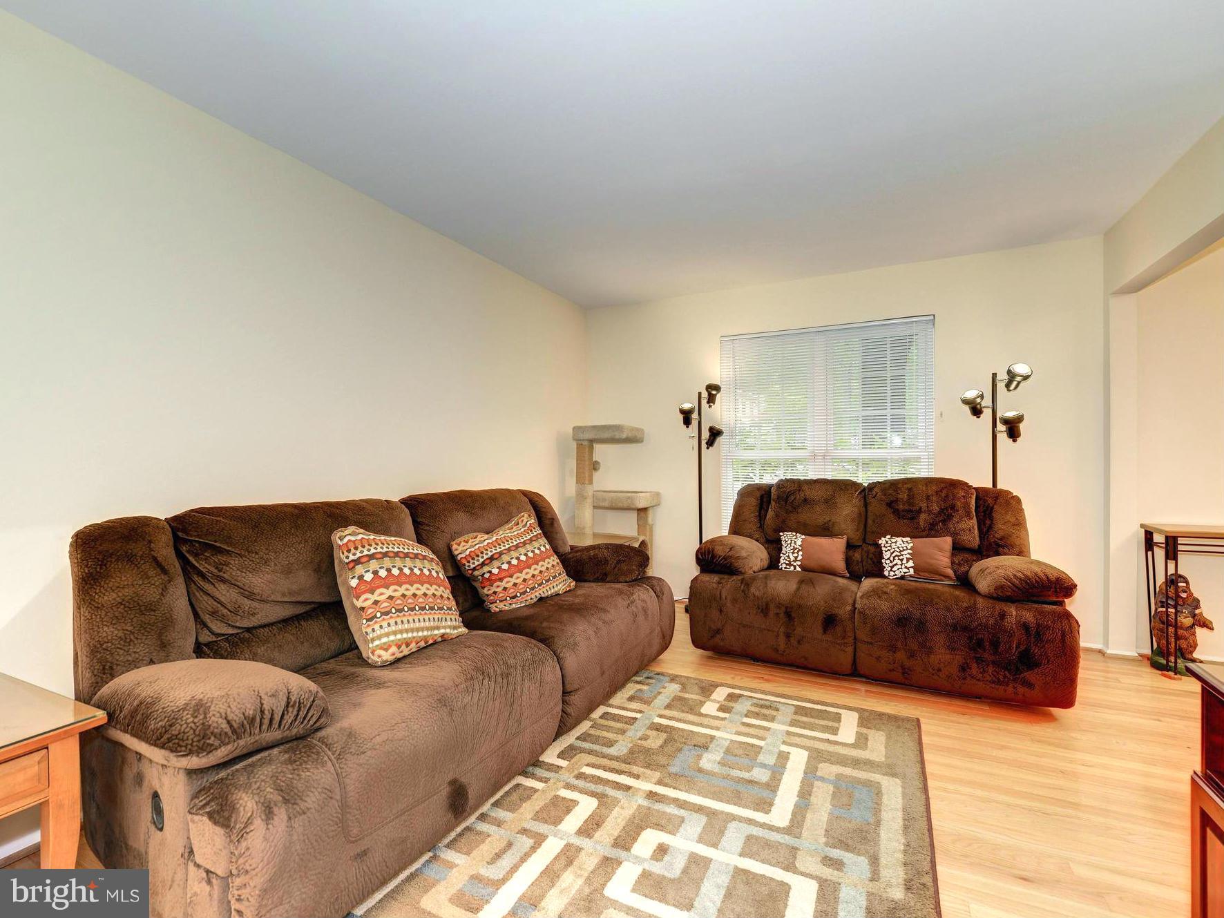 BURKE CENTRE - Residential Lease