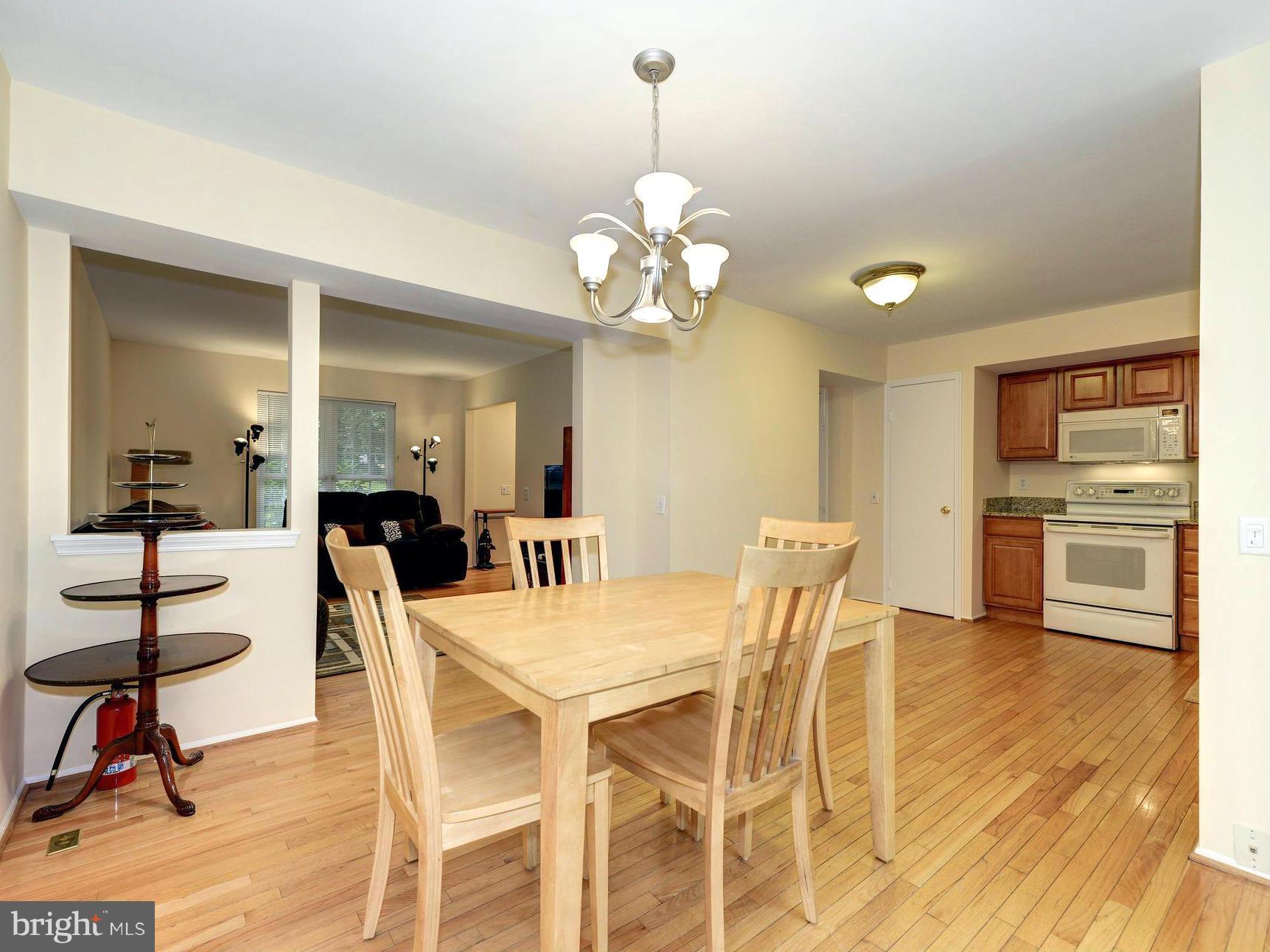 BURKE CENTRE - Residential Lease