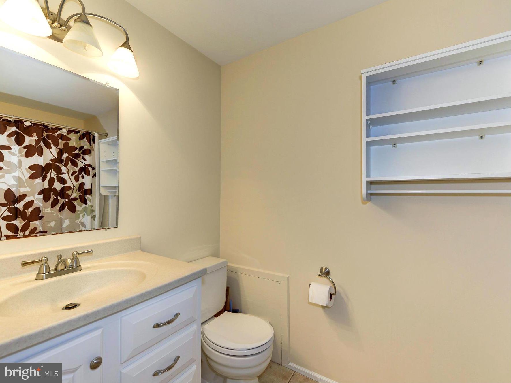 BURKE CENTRE - Residential Lease