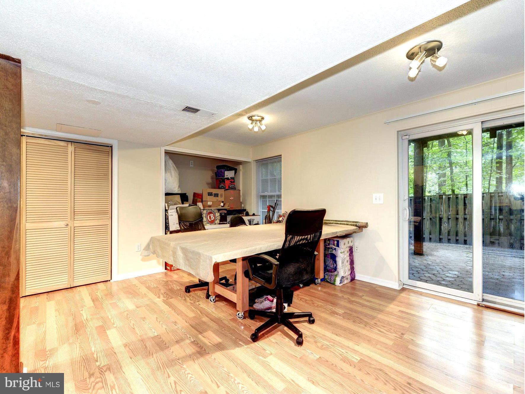 BURKE CENTRE - Residential Lease