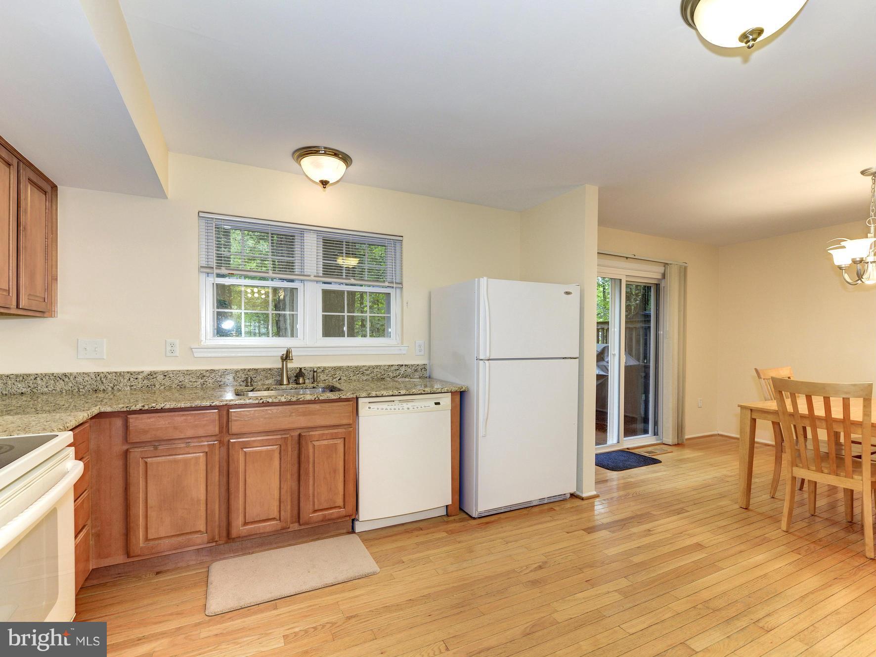 BURKE CENTRE - Residential Lease