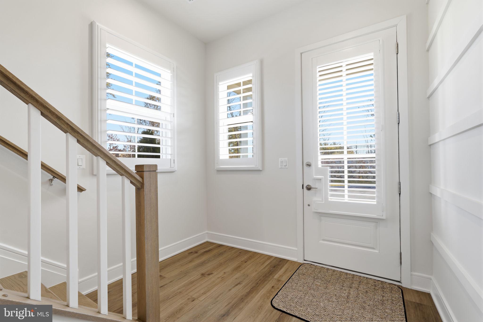 ROBINSON MANOR - Residential