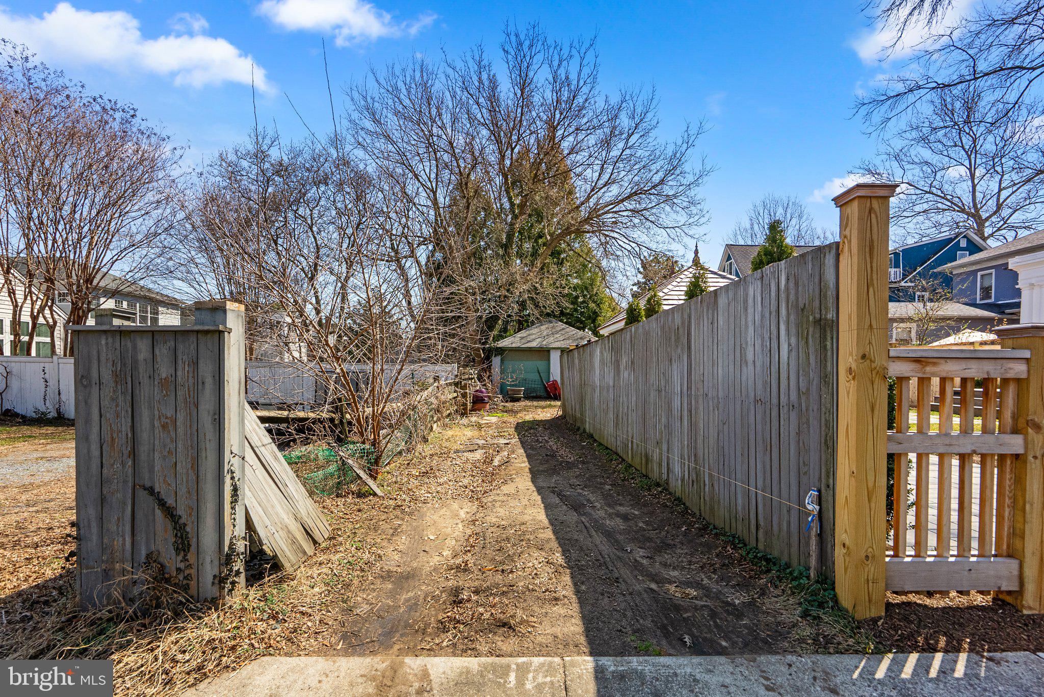 MURRAY HILL - Residential