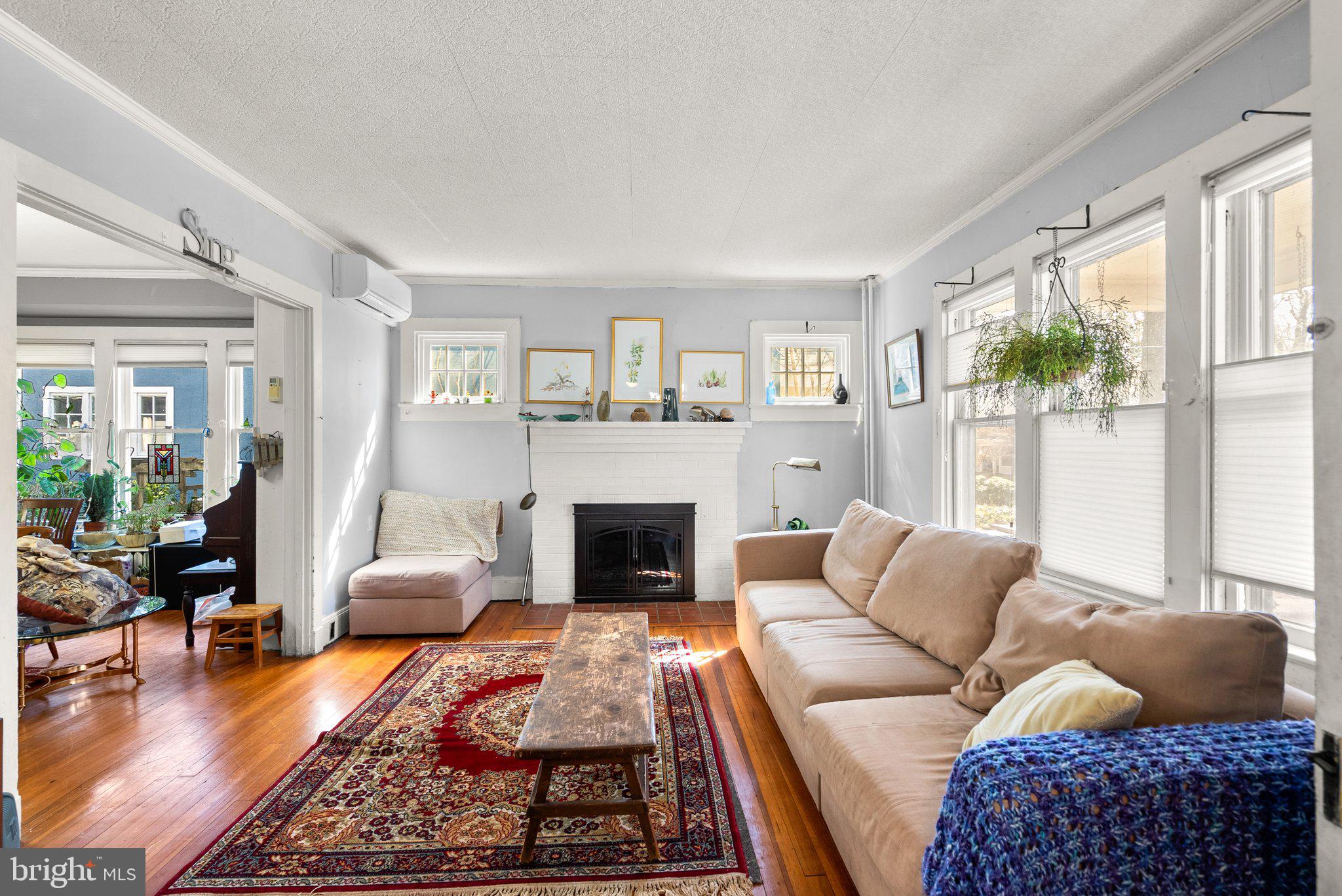 MURRAY HILL - Residential