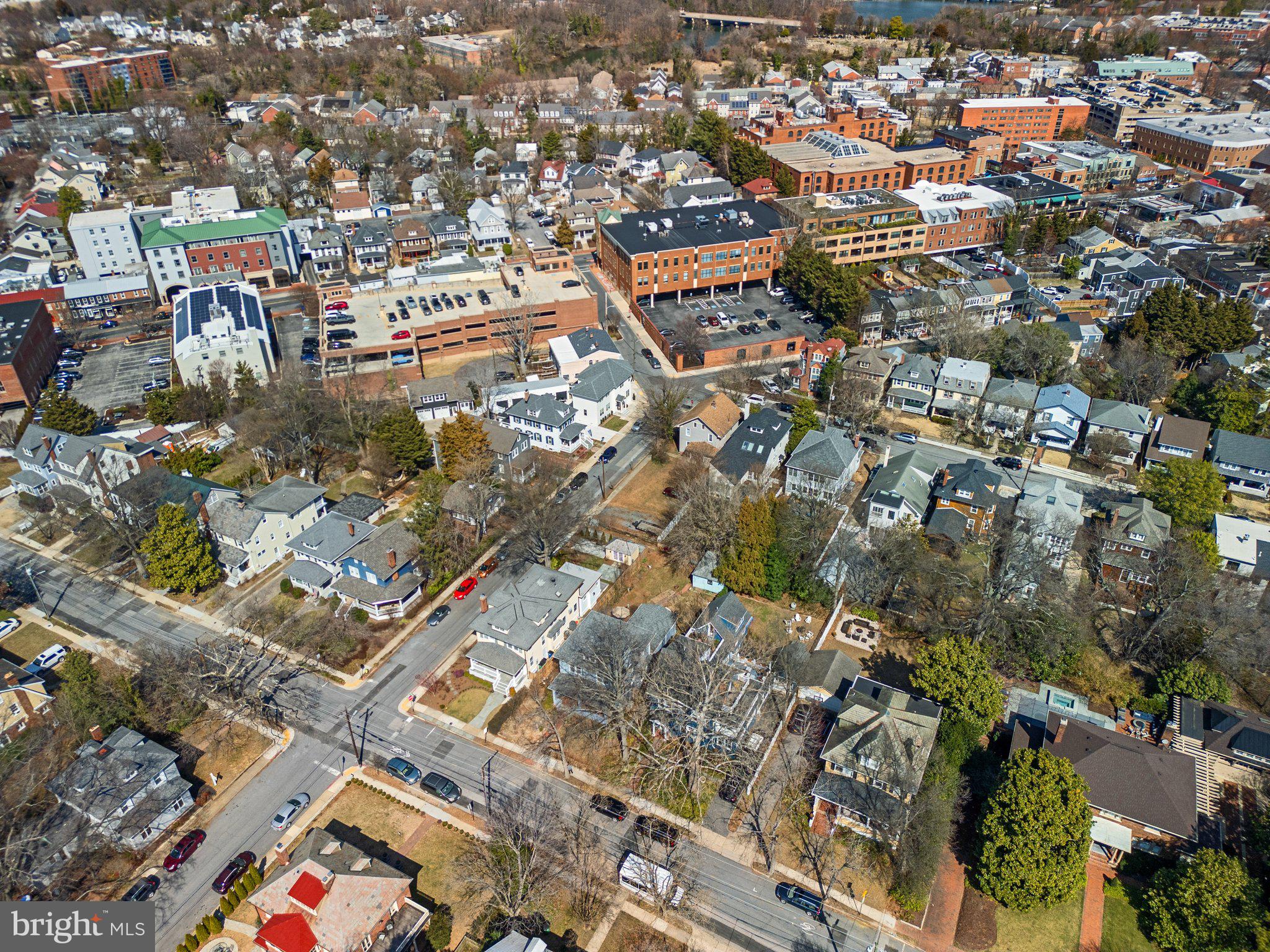 MURRAY HILL - Residential