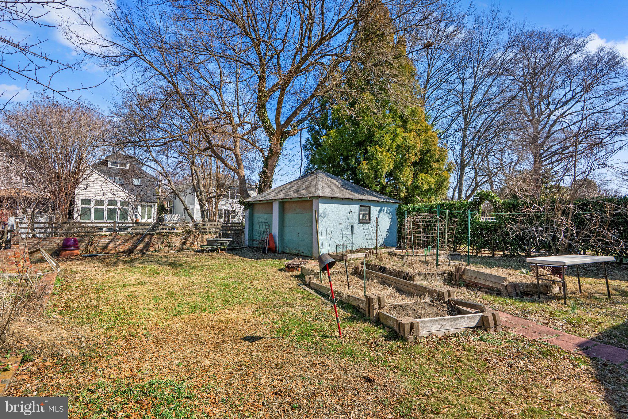 MURRAY HILL - Residential