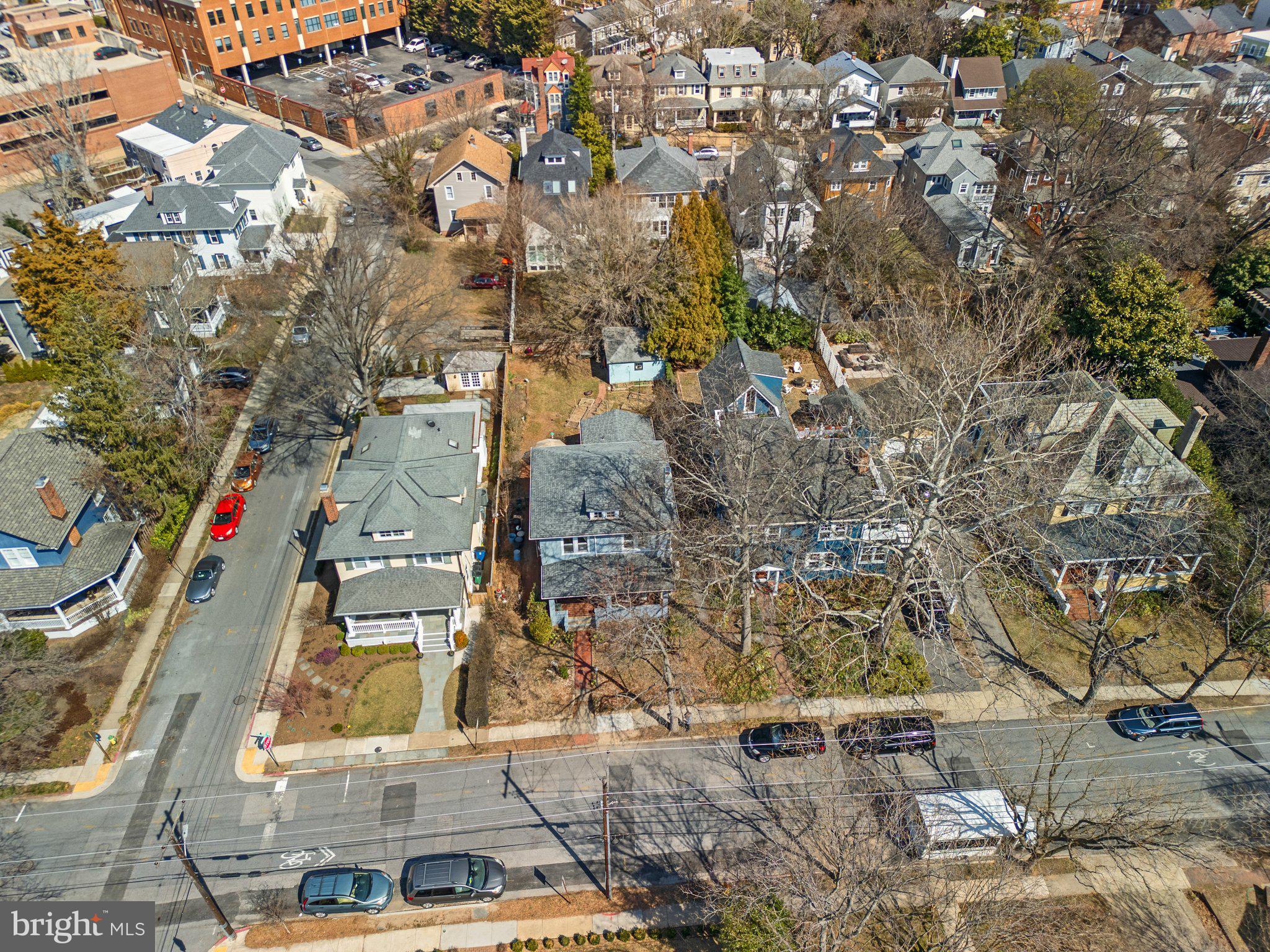 MURRAY HILL - Residential