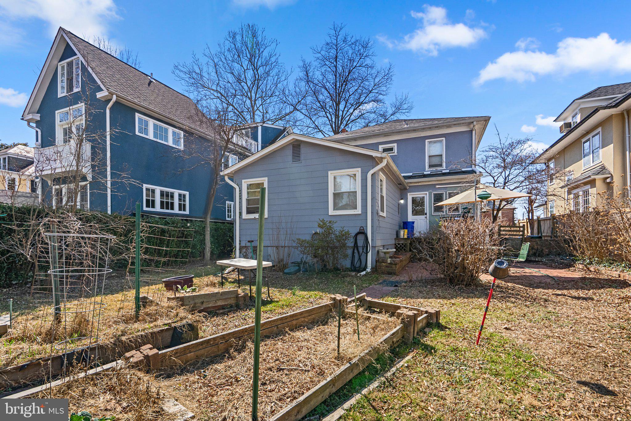 MURRAY HILL - Residential