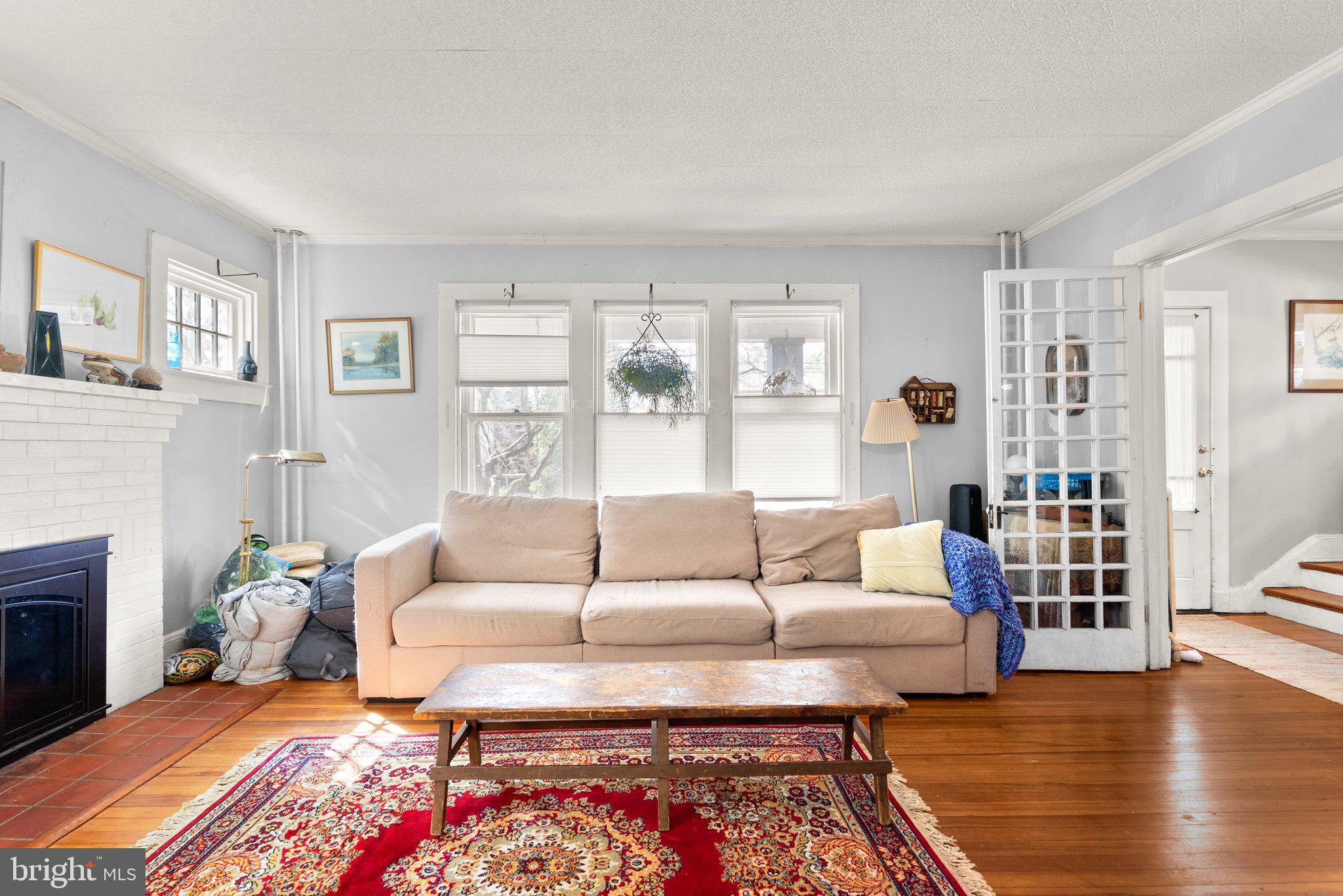 MURRAY HILL - Residential