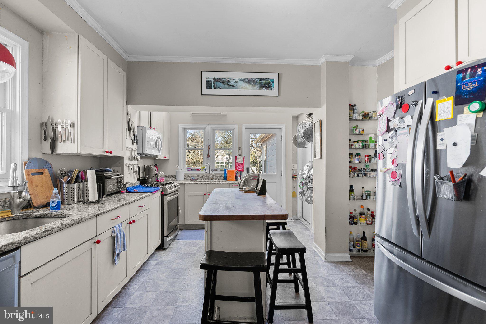 MURRAY HILL - Residential