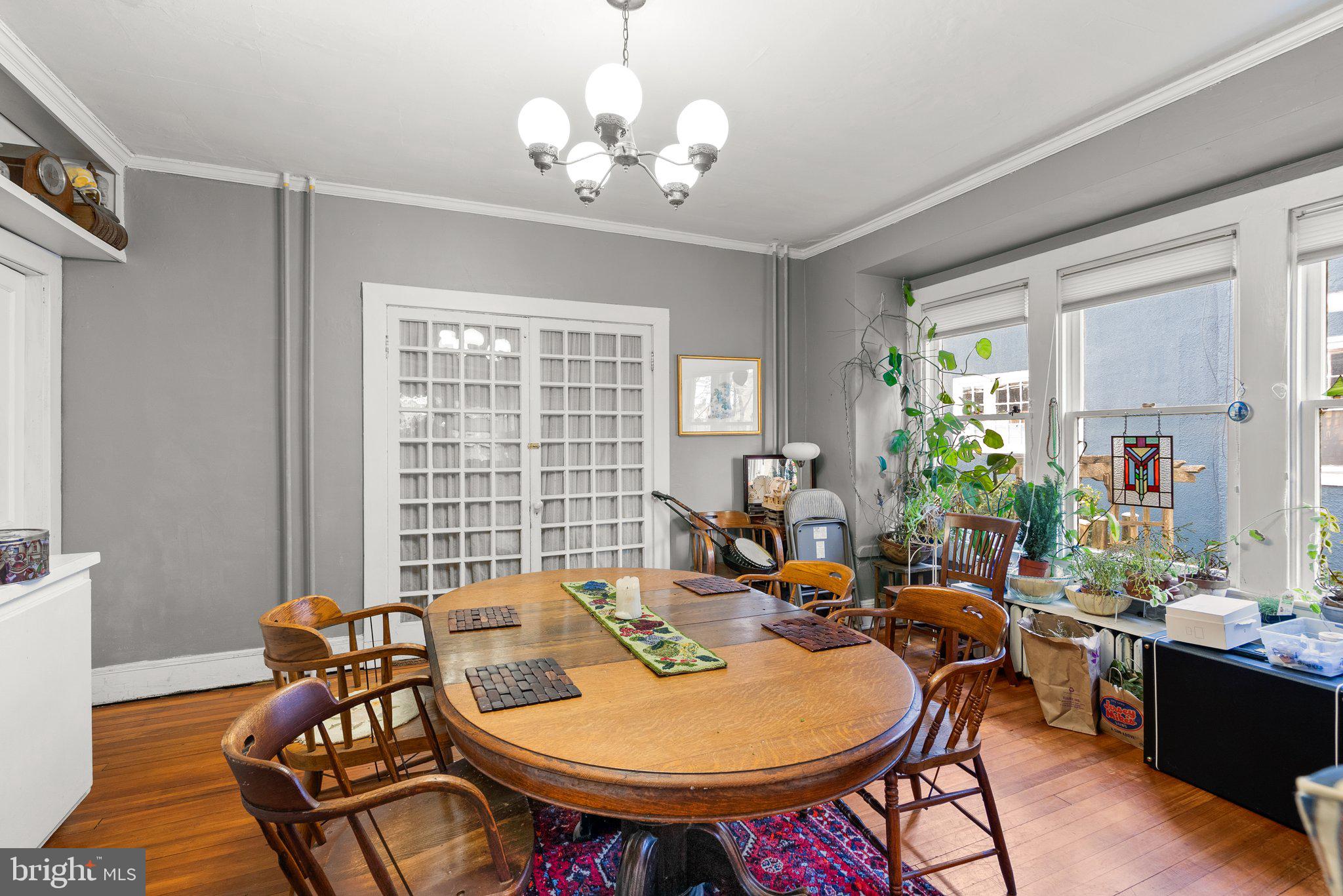 MURRAY HILL - Residential