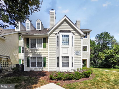 Condo For Sale - 4482 Lord Loudoun Court #16-10<br/> UPPER MARLBORO, MD 20772