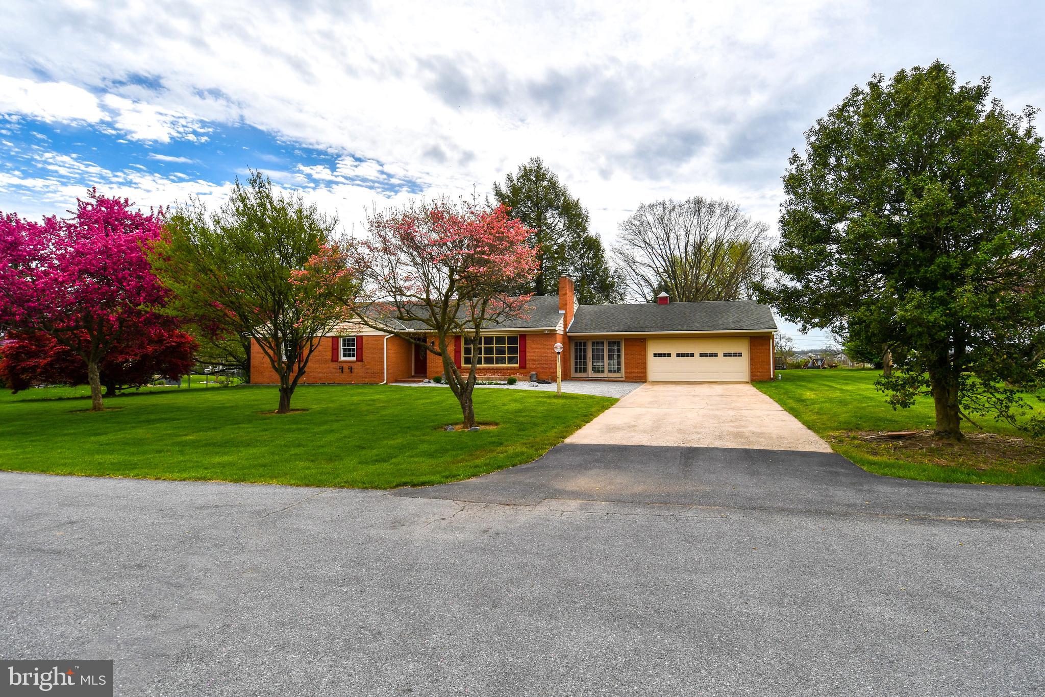 17527 WOODLAWN DRIVE