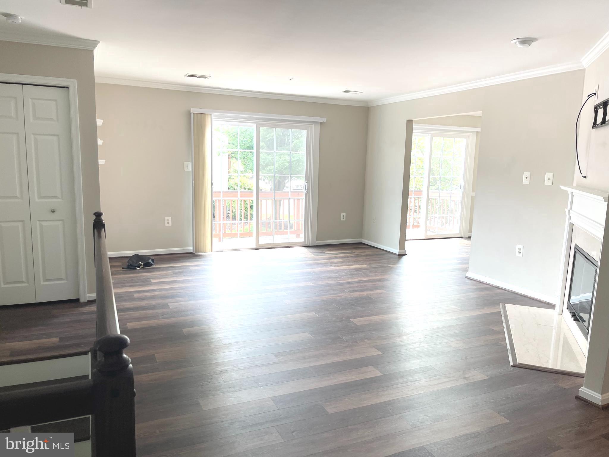 CARRIAGE PARK - Residential Lease