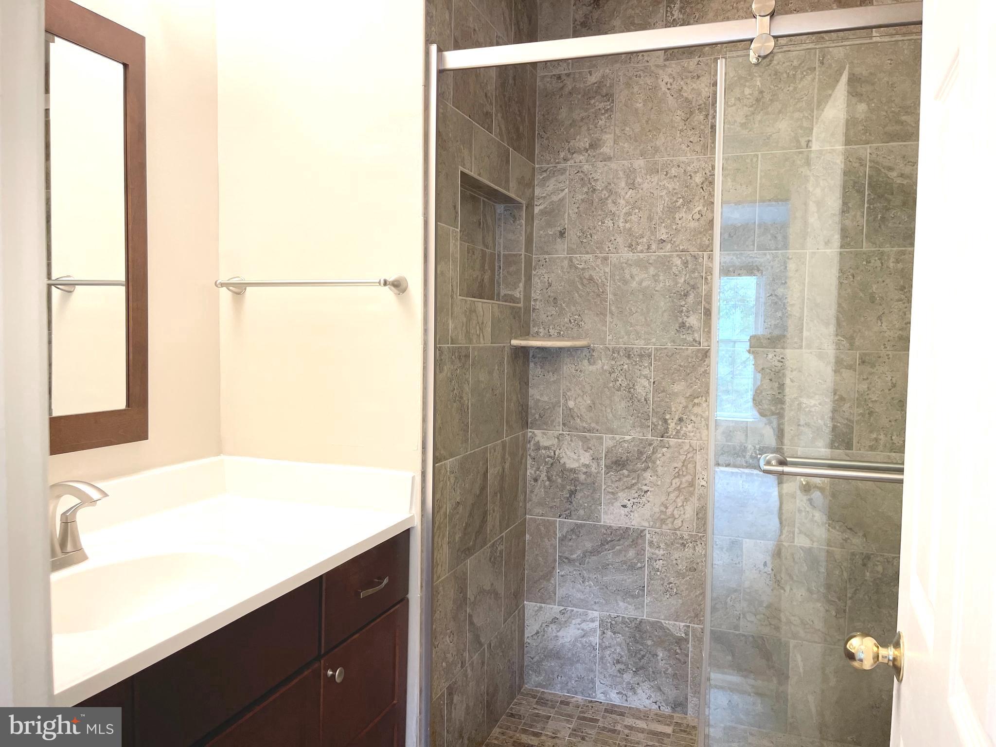 CARRIAGE PARK - Residential Lease