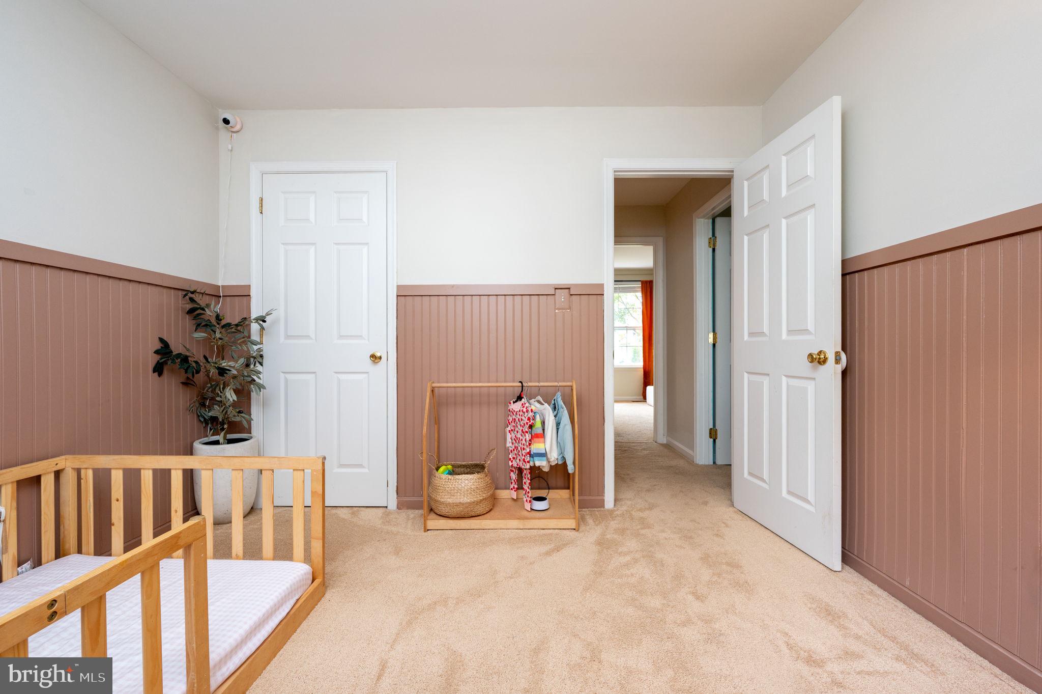 BREEZY POINT - Residential