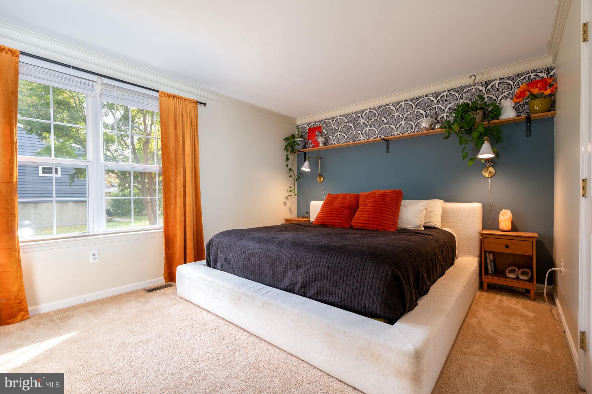 BREEZY POINT - Residential