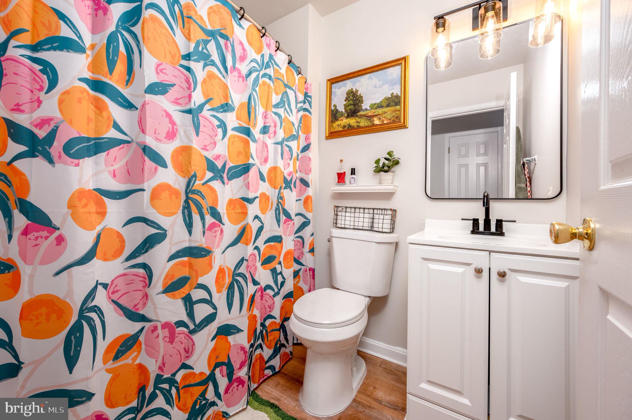 BREEZY POINT - Residential