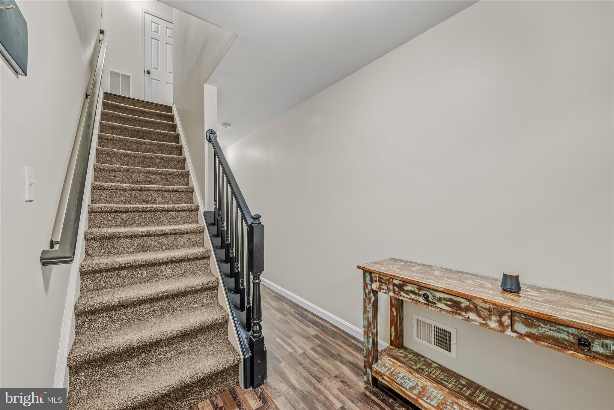 HAMMONDS MILL - Residential