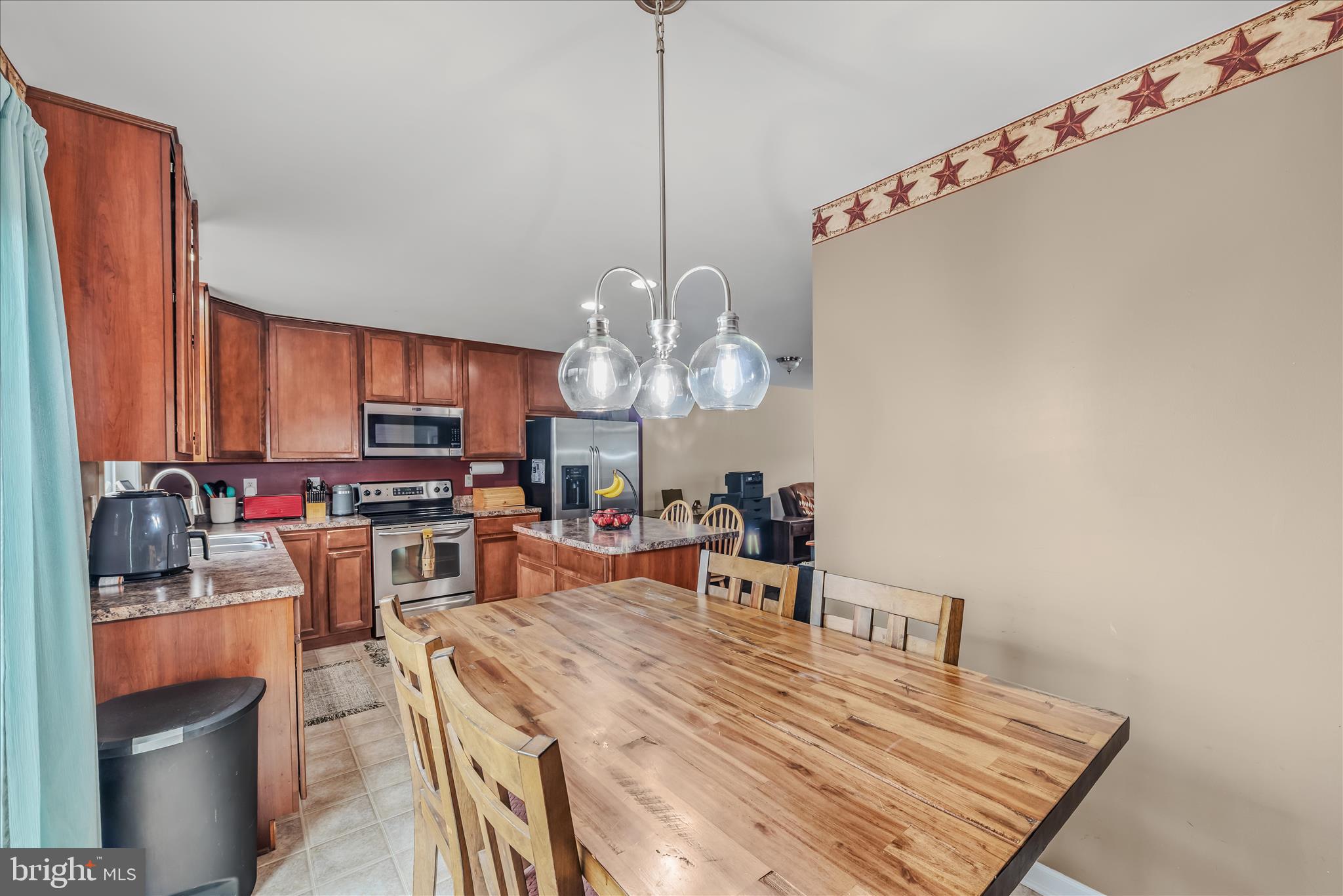 HAMMONDS MILL - Residential