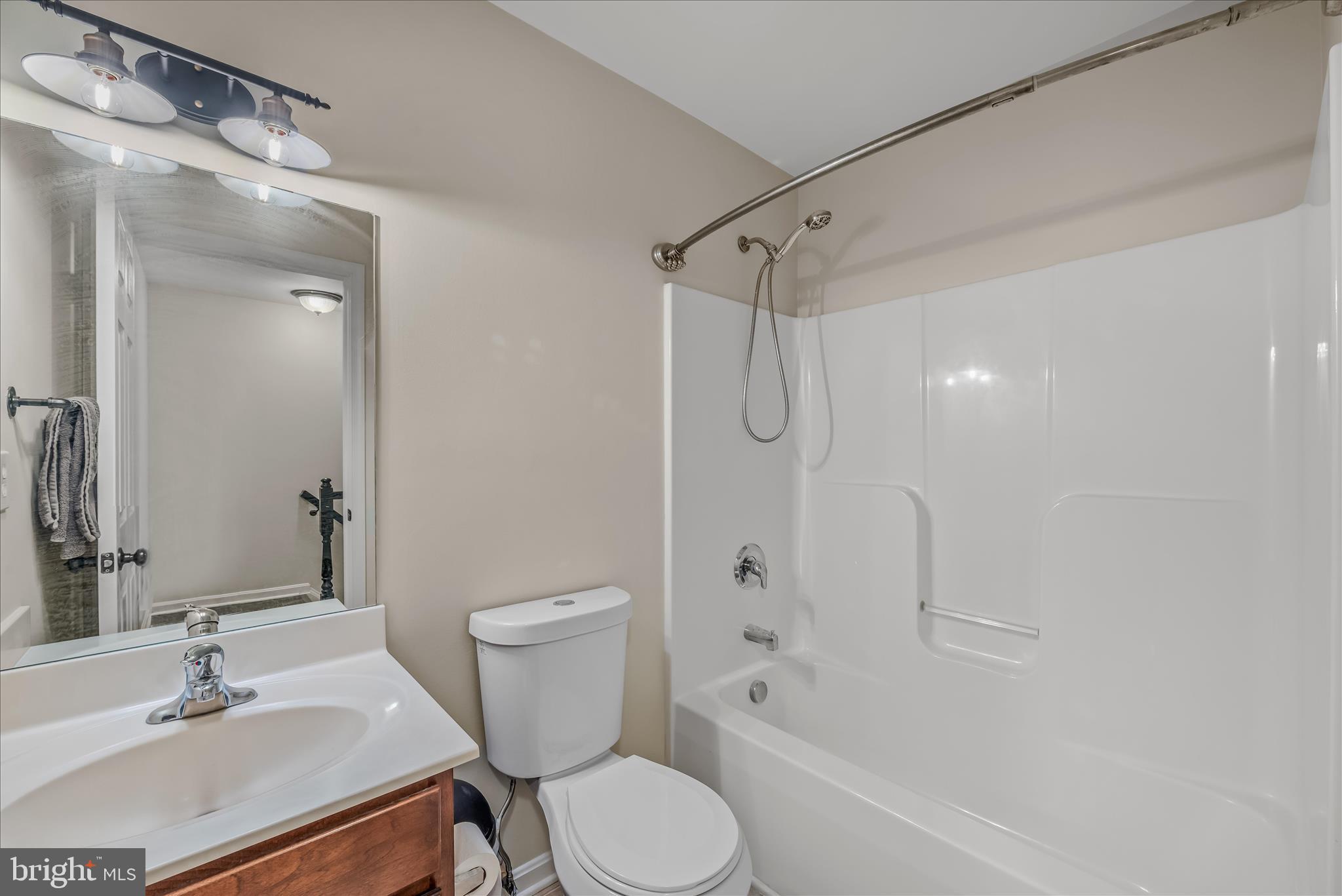 HAMMONDS MILL - Residential