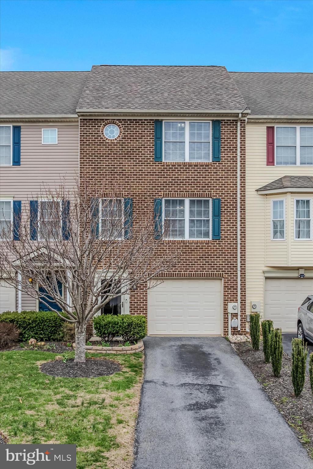 HAMMONDS MILL - Residential