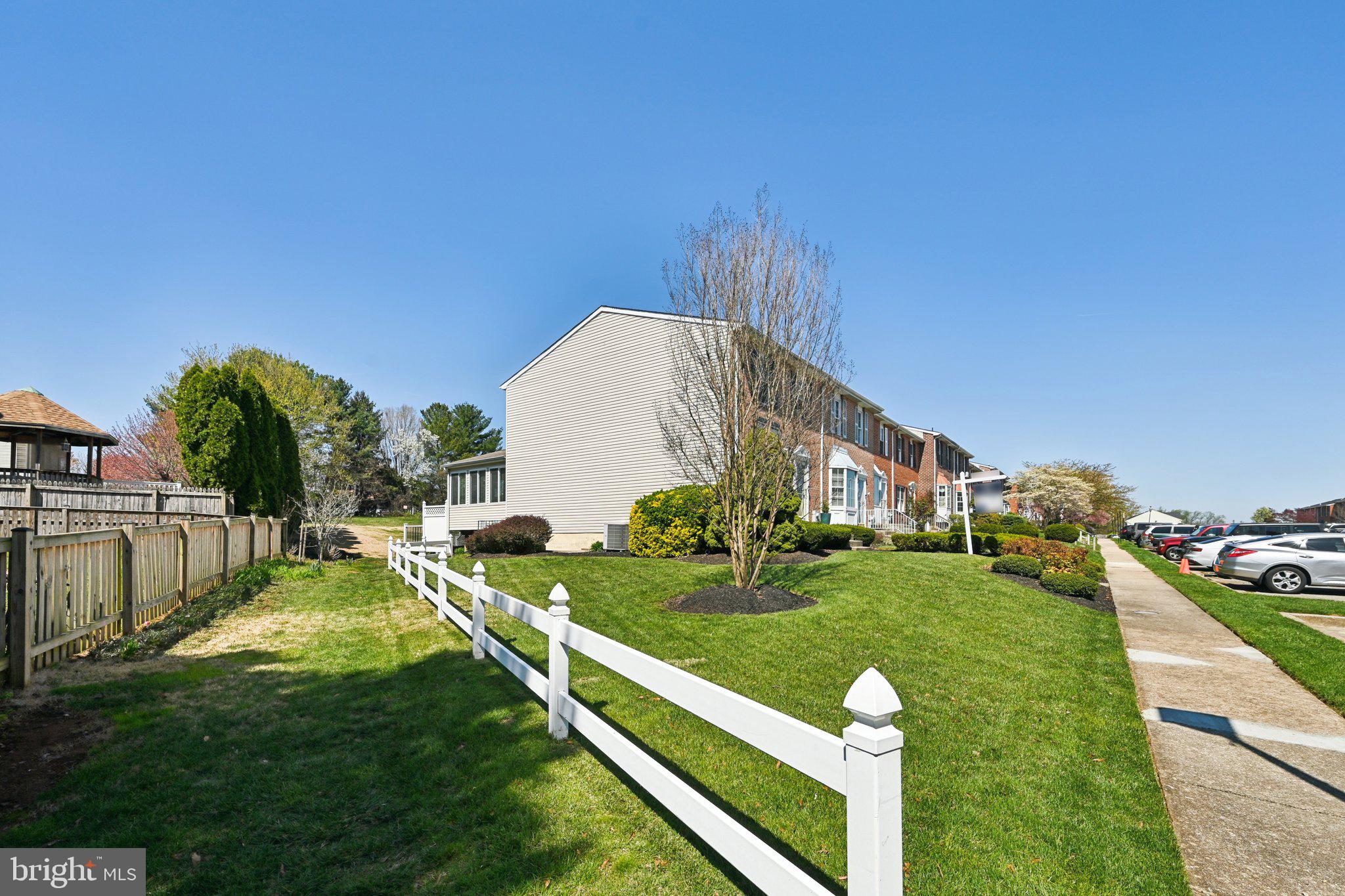 OAKHURST - Residential