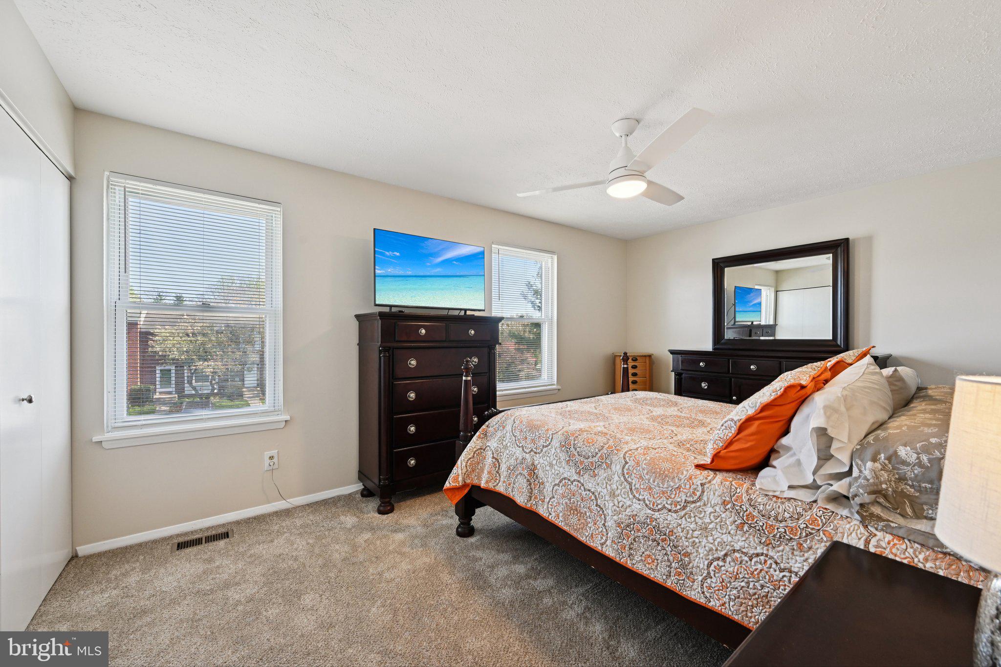 OAKHURST - Residential