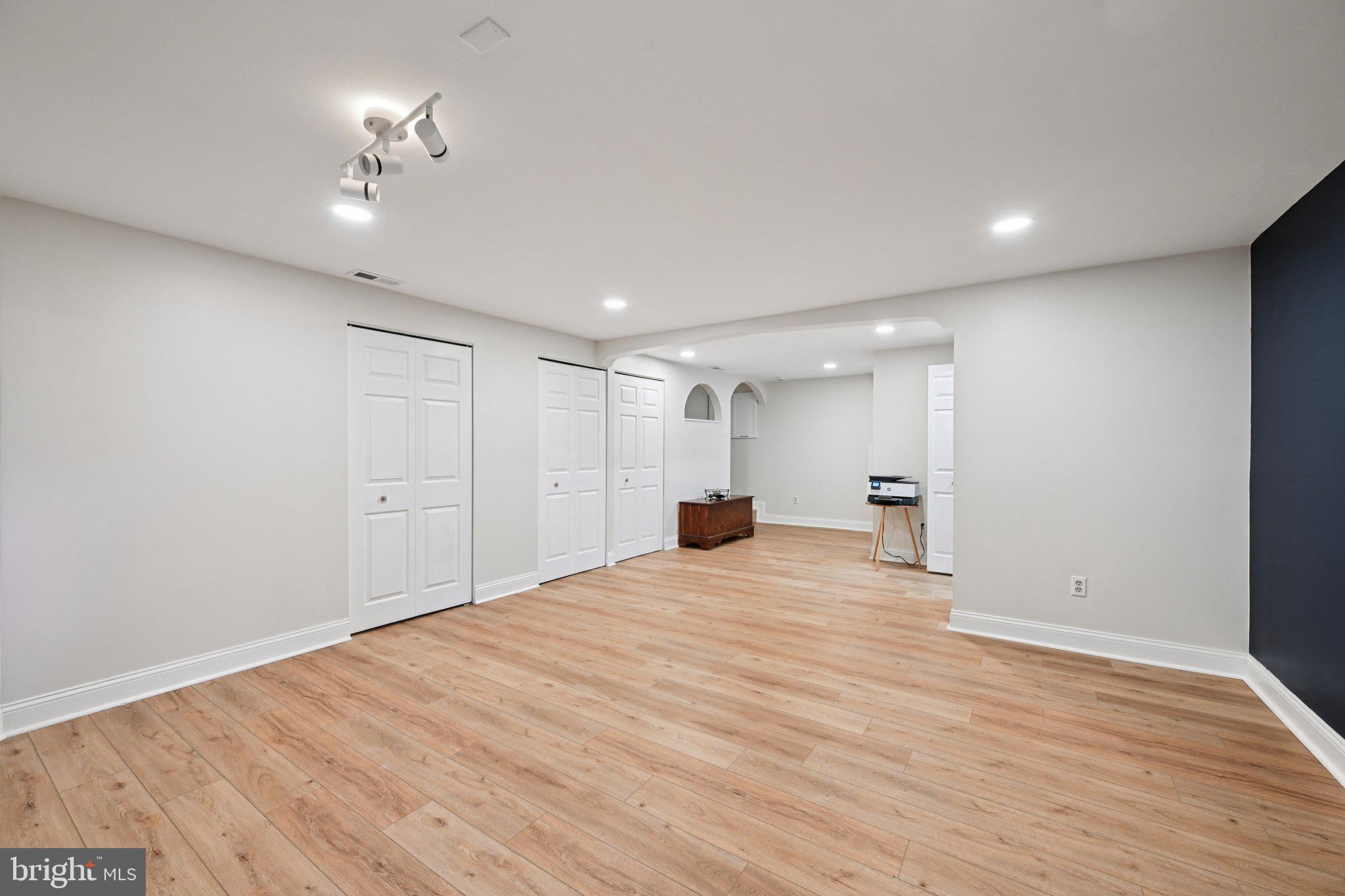 OAKHURST - Residential