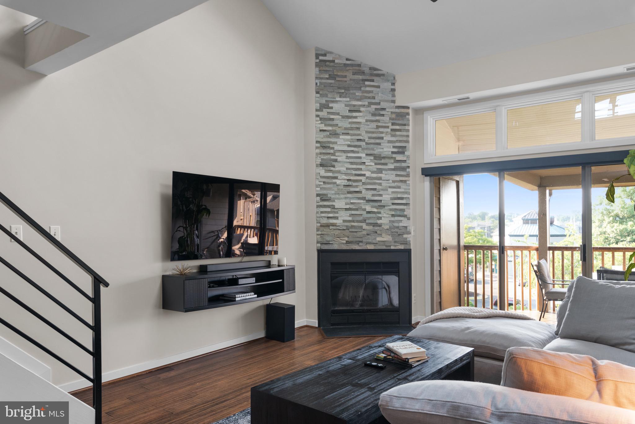 CHESAPEAKE HARBOUR - Residential