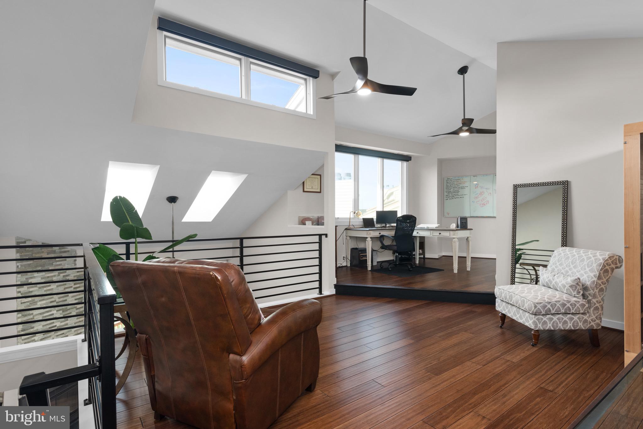 CHESAPEAKE HARBOUR - Residential