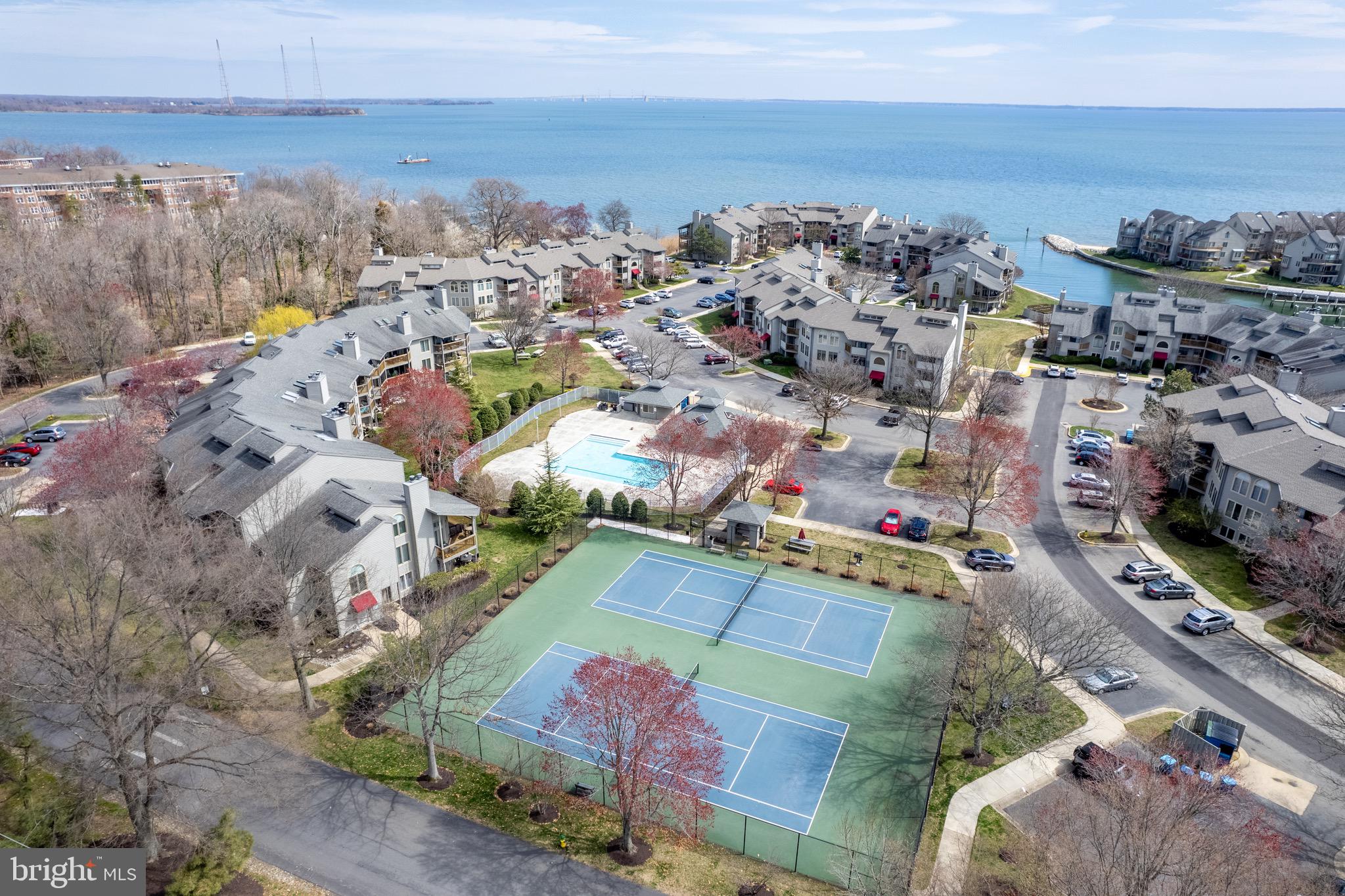 CHESAPEAKE HARBOUR - Residential