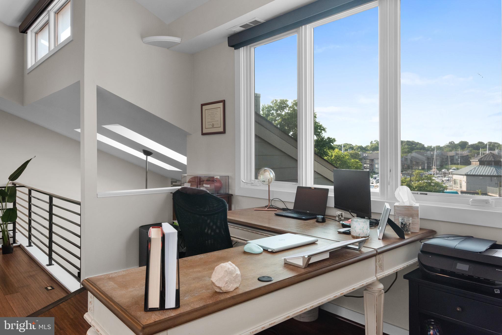 CHESAPEAKE HARBOUR - Residential