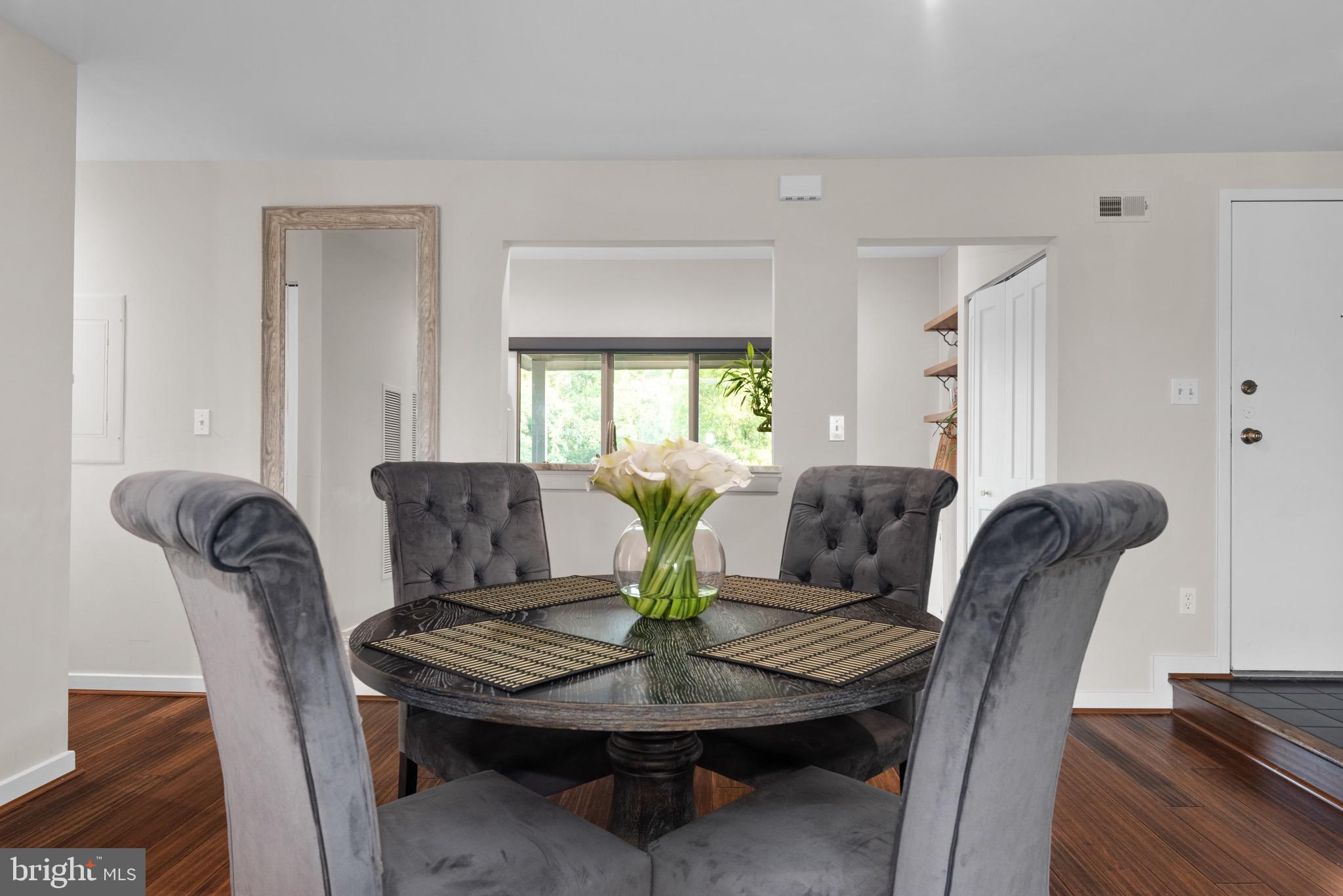 CHESAPEAKE HARBOUR - Residential