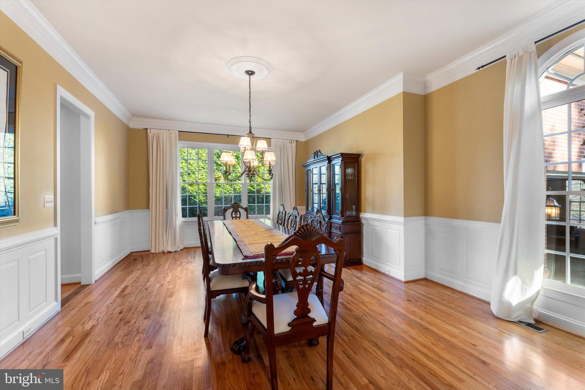 OAKTON - Residential