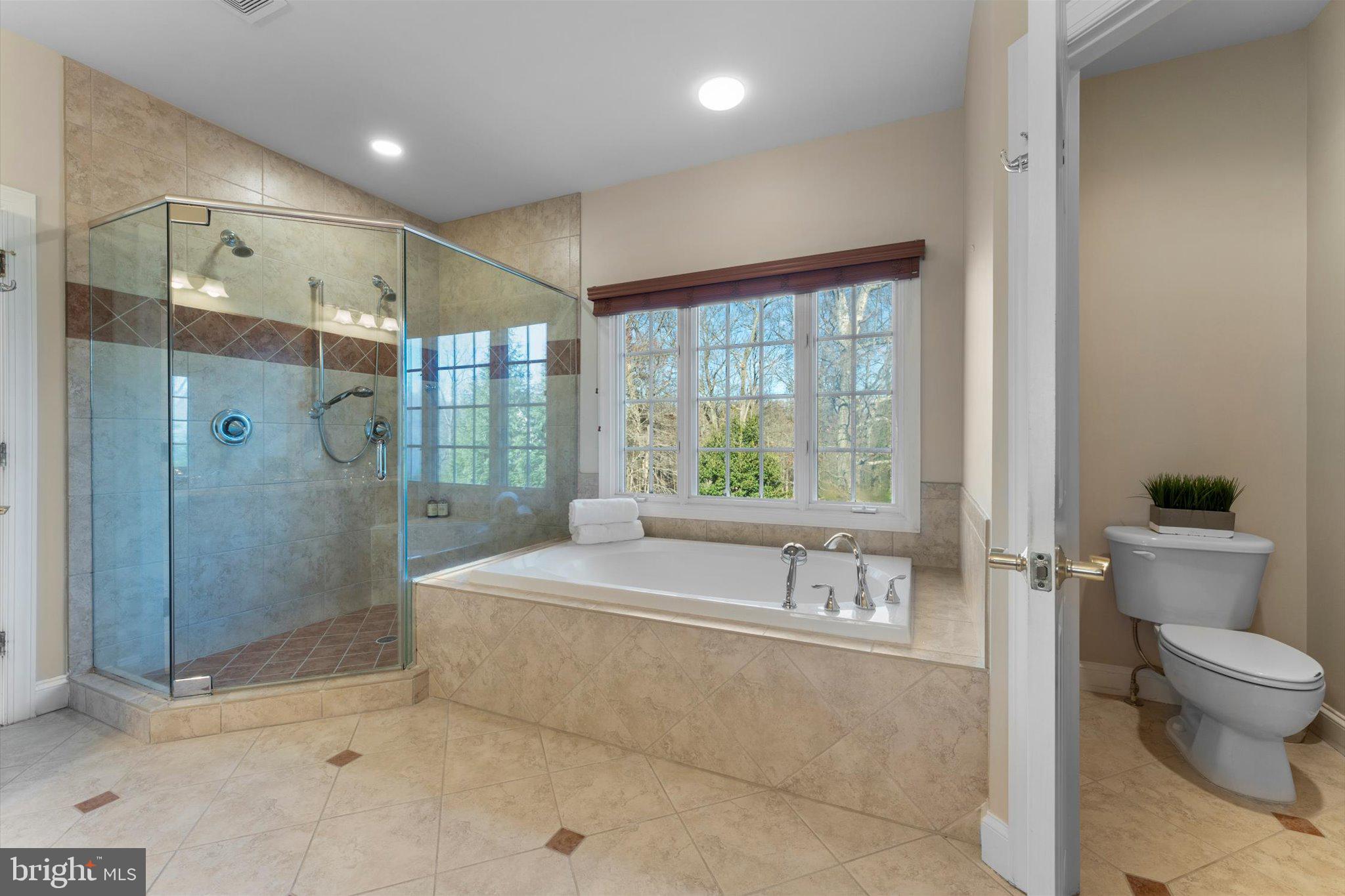 OAKTON - Residential