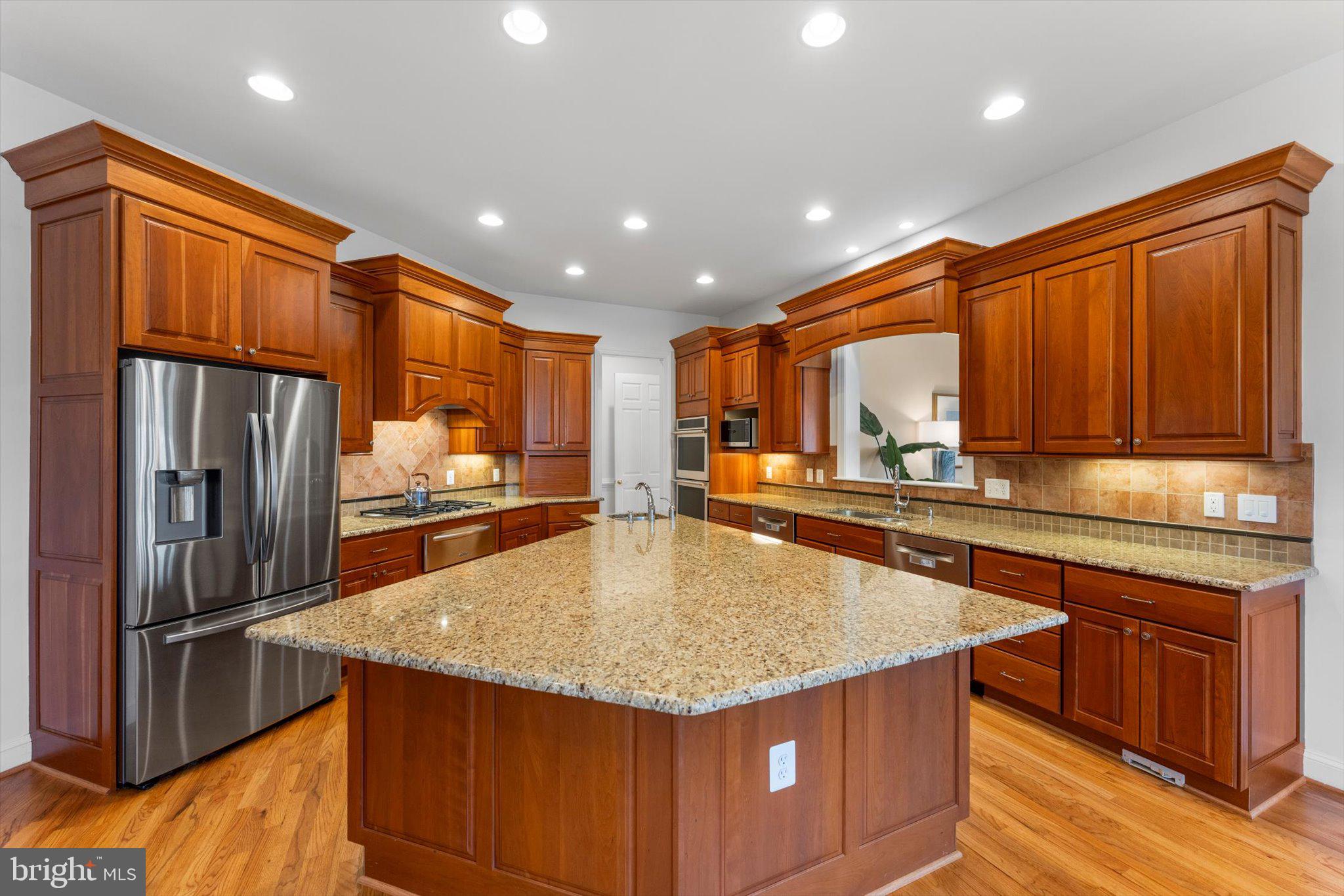 OAKTON - Residential