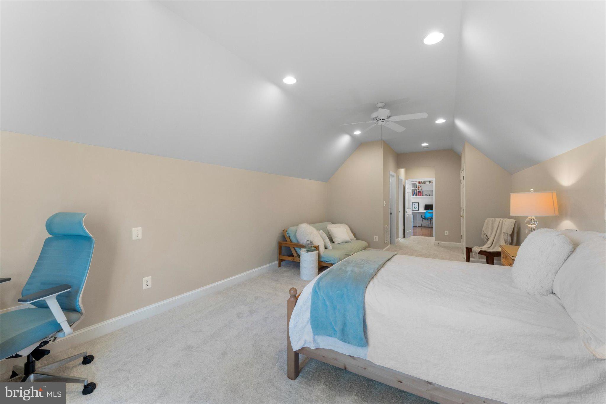 OAKTON - Residential