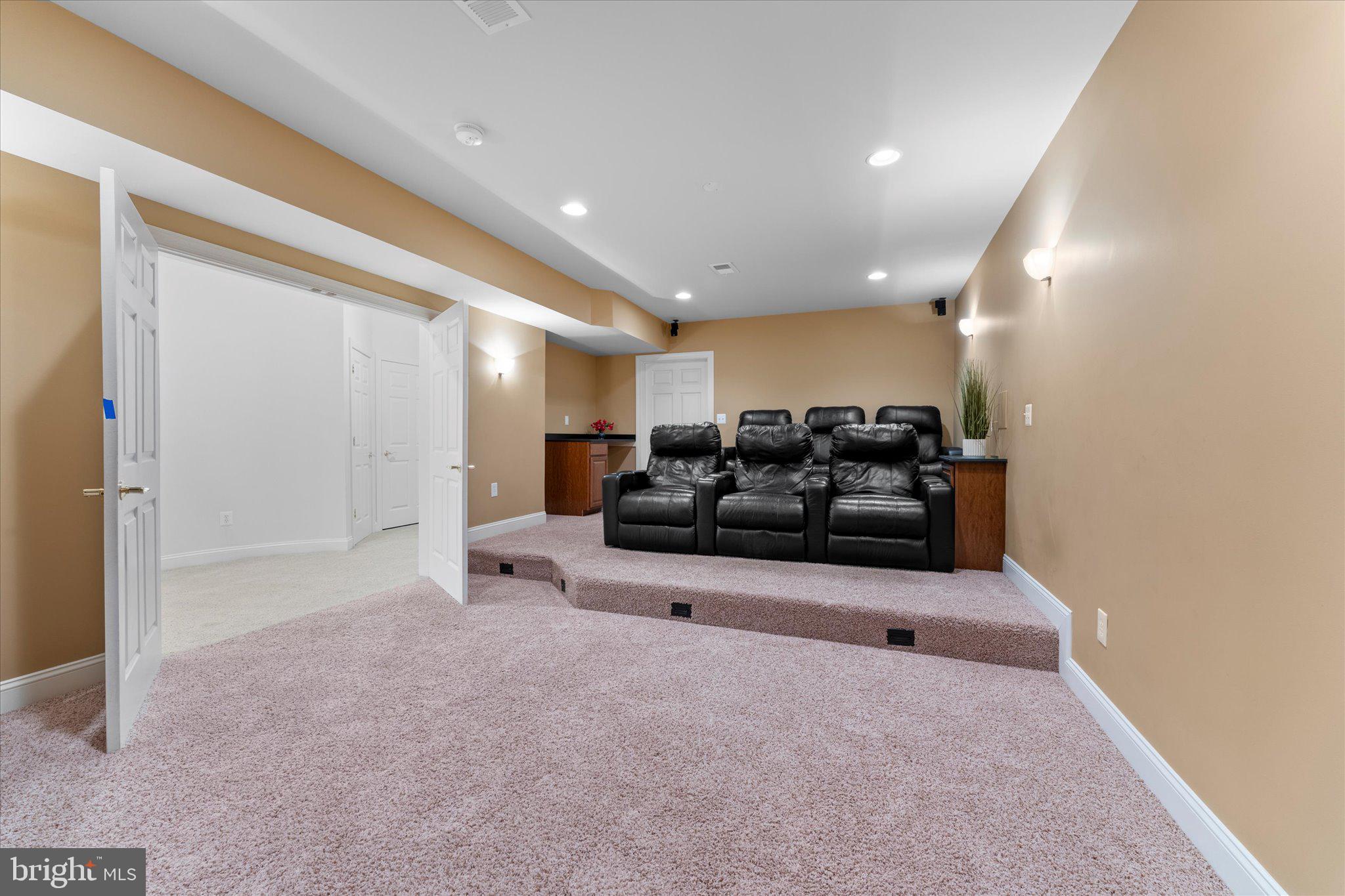 OAKTON - Residential