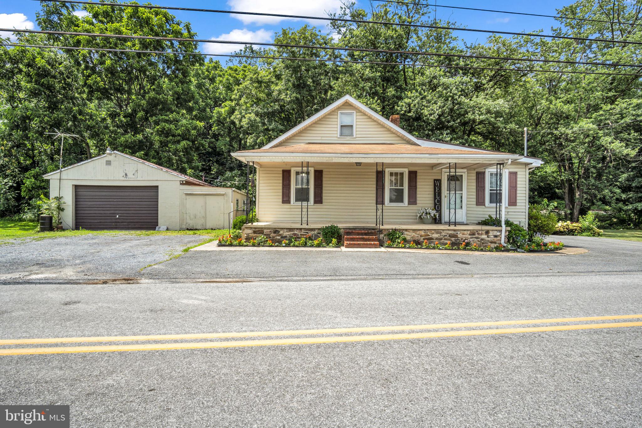 9145 PINEVILLE ROAD