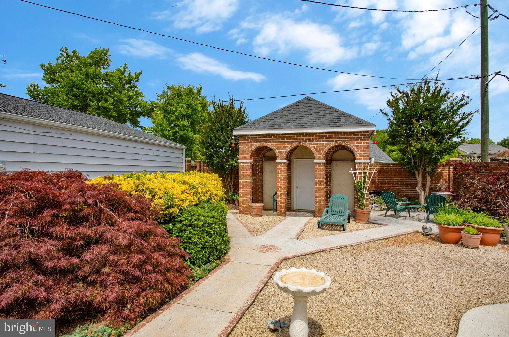 BUCKINGHAM AT BELAIR - Residential