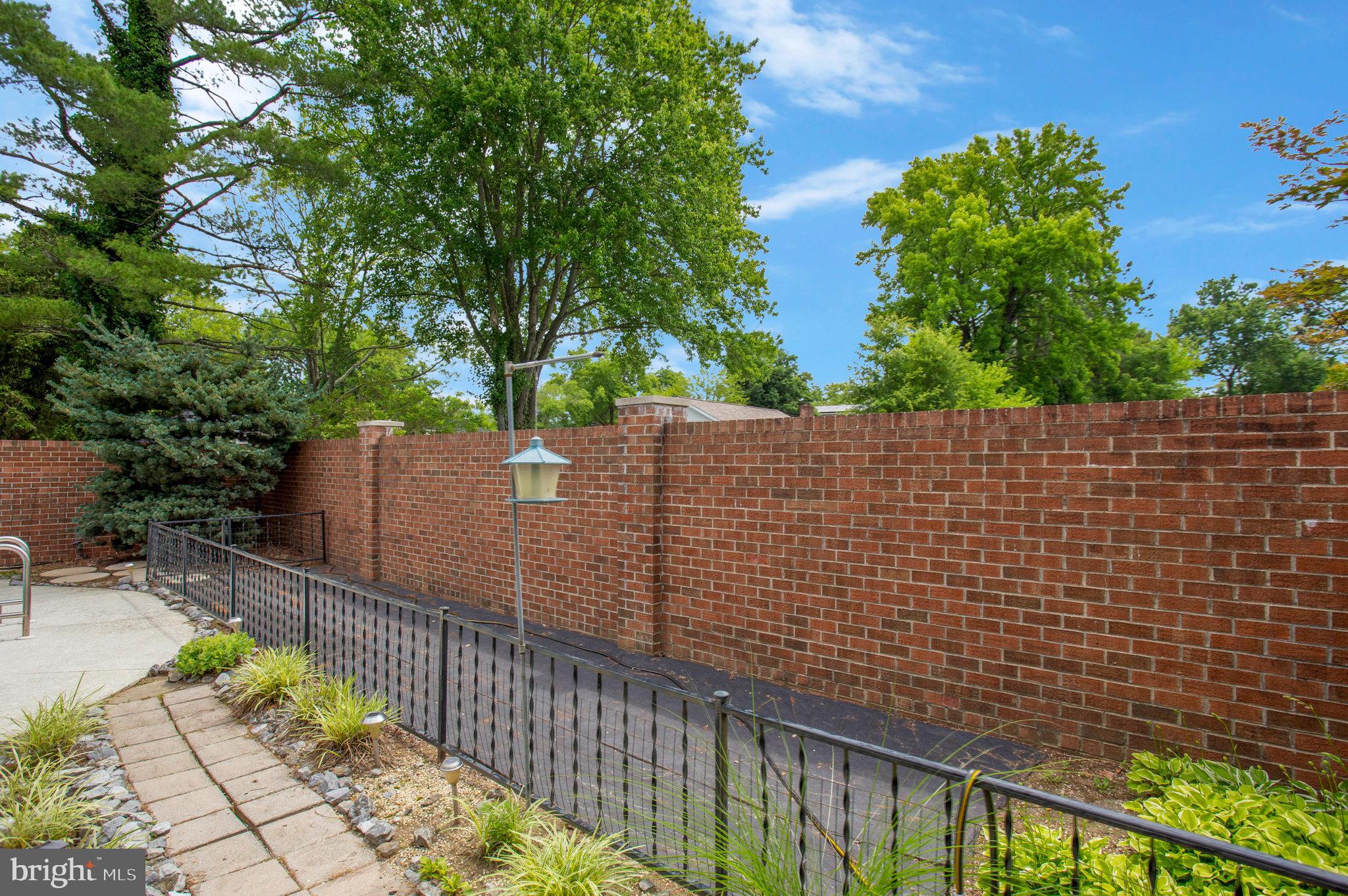 BUCKINGHAM AT BELAIR - Residential