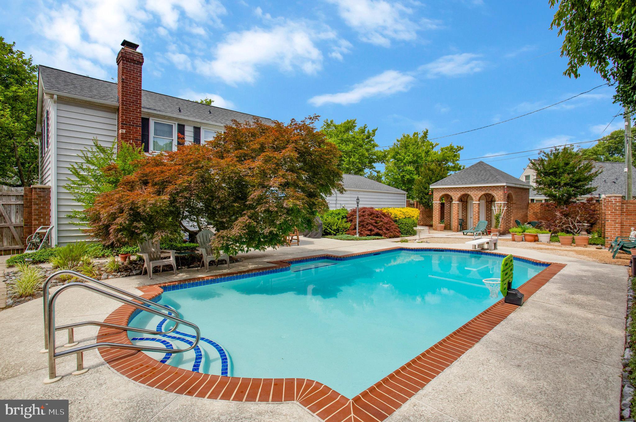 BUCKINGHAM AT BELAIR - Residential