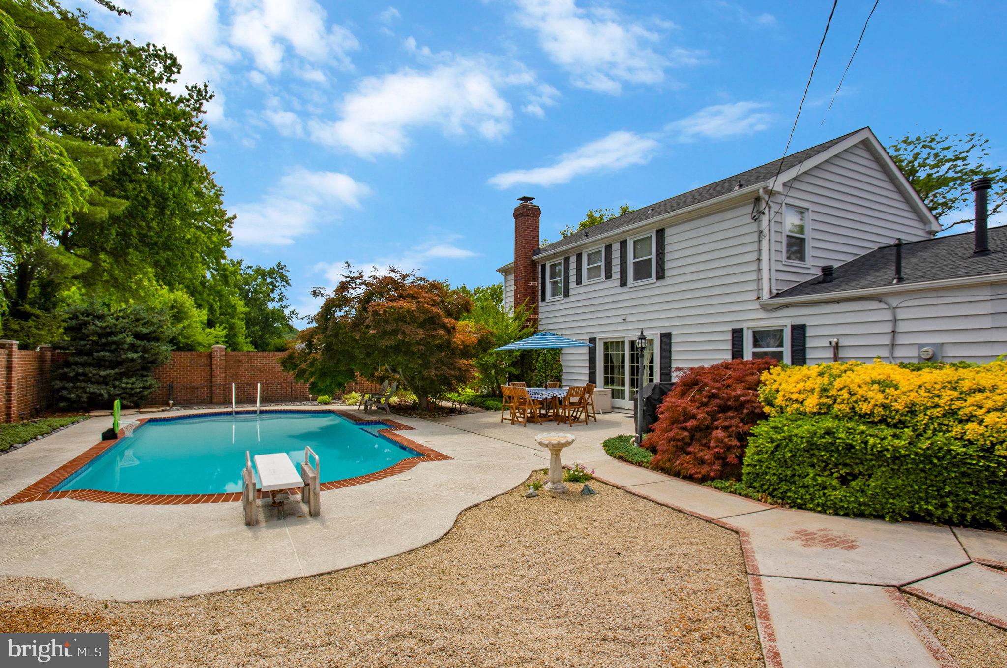 BUCKINGHAM AT BELAIR - Residential